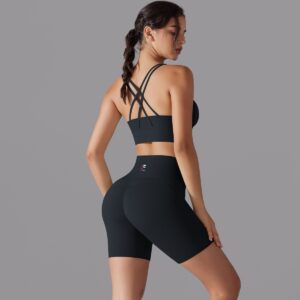 Ensemble short nasrine